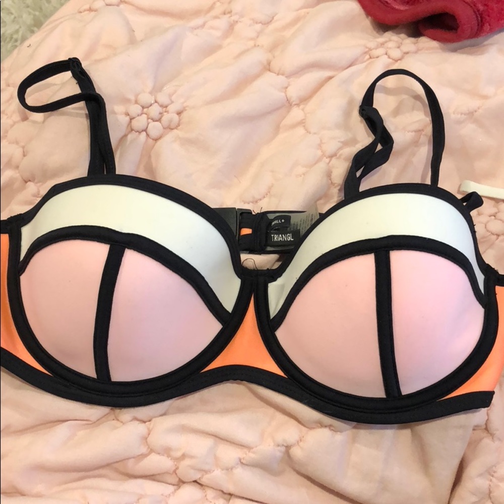 Triangl Bikini